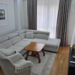 Elena * Podgorica
