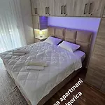 Elena * Podgorica